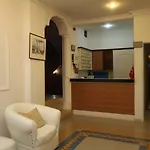 Marigold Hostal *